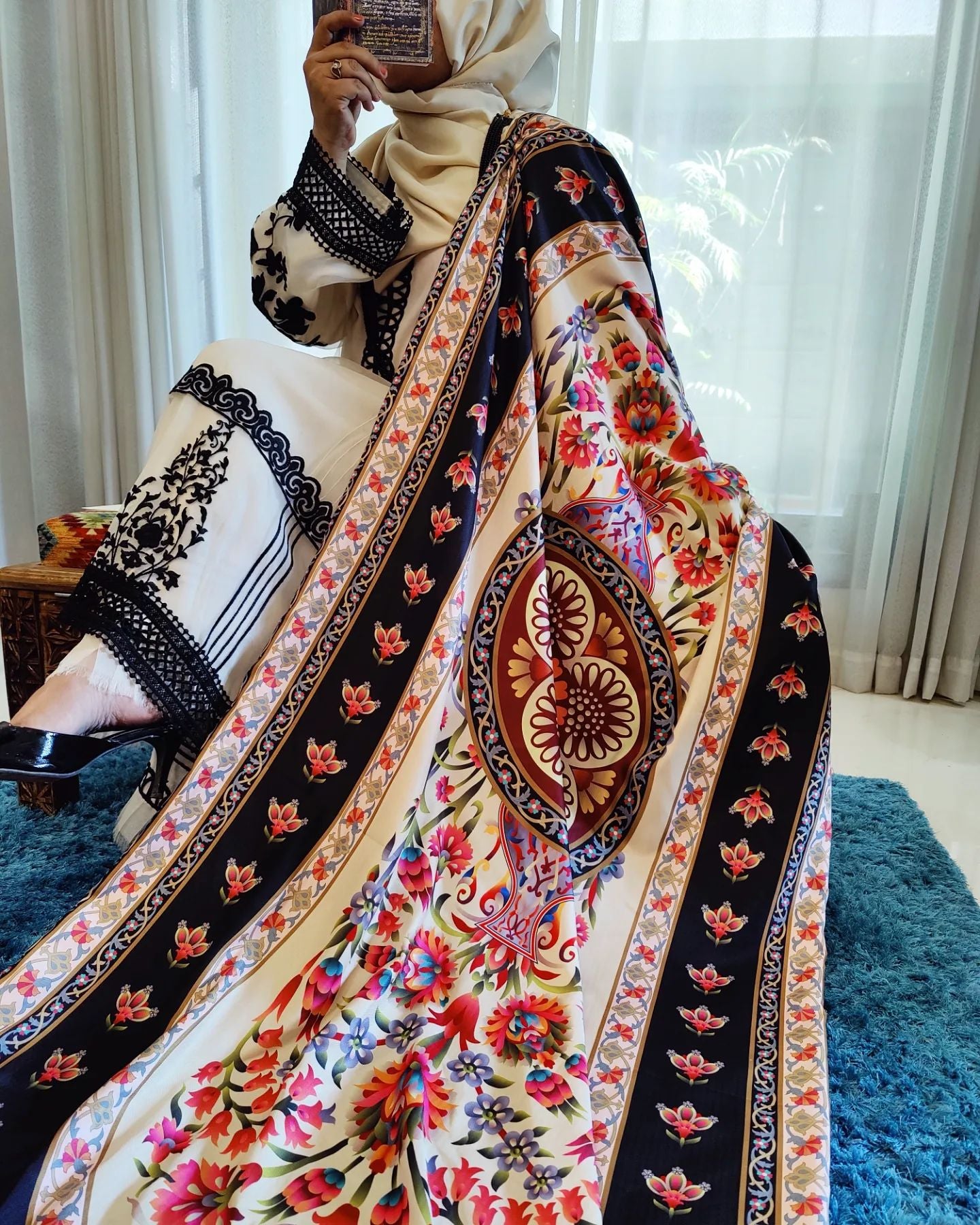 Luxury Velvet Shawl - 007