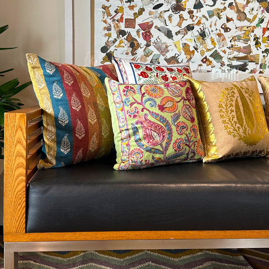 Cushions That Paint Your Dreams: A Palette of Possibilities