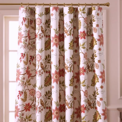 Curtain in Vintage Rose Garden