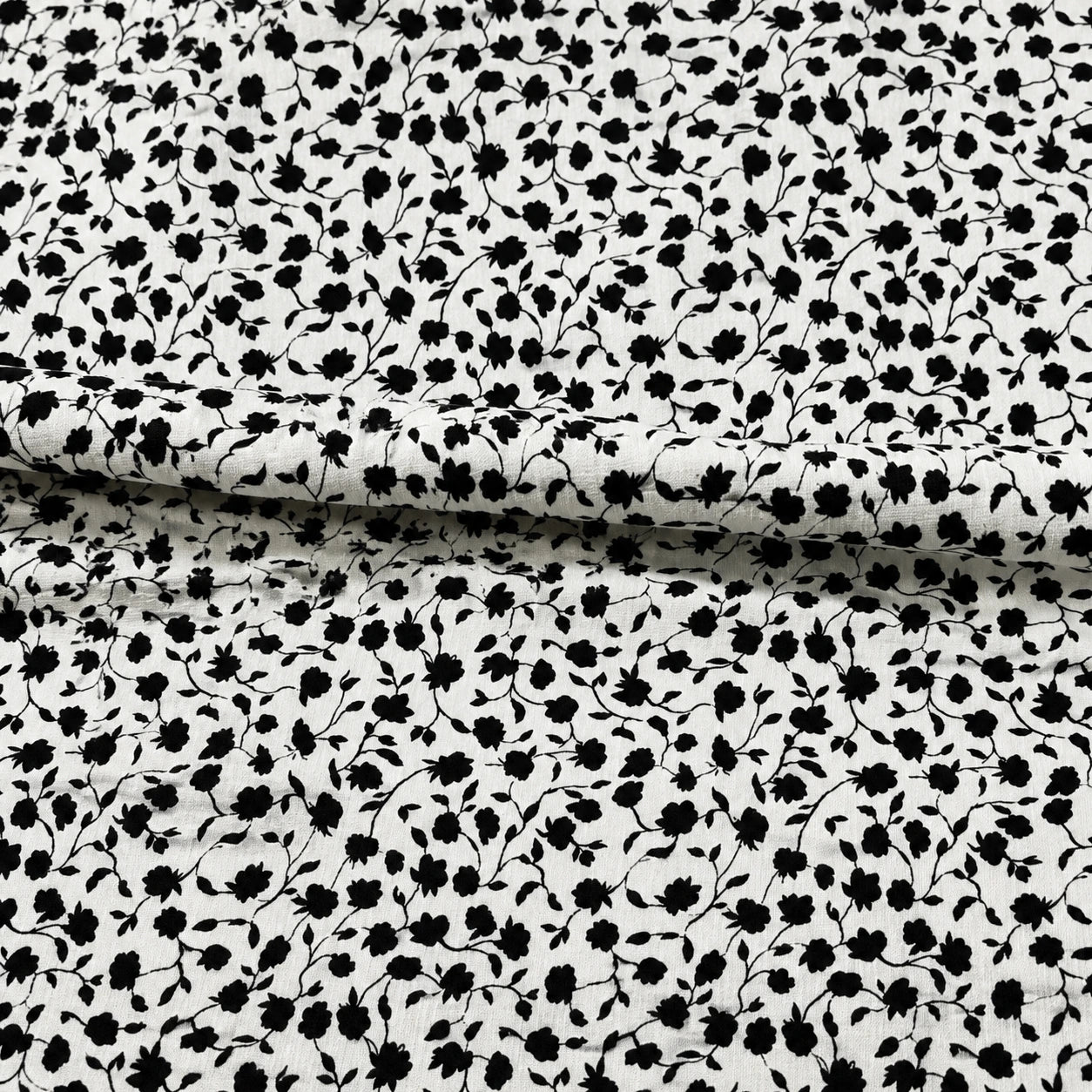 Noir Vine Floral